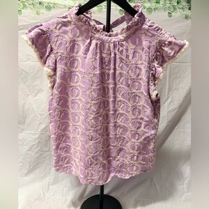 VOY Lilac Purple Lace Short Sleeve Top